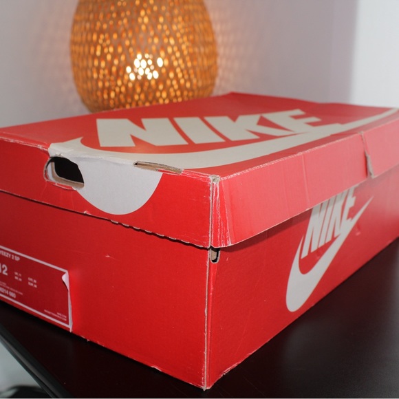 Nike Air Yeezy 2 SP Size 12 Red October Platinum Solar NRG 508214-660 - Picture 7 of 10